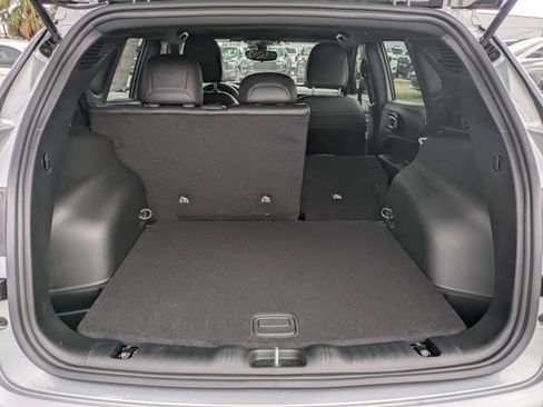 New 2026 Jeep Compass Latitude image 11