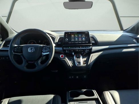 Used 2025 Honda Odyssey Sport-L image 11