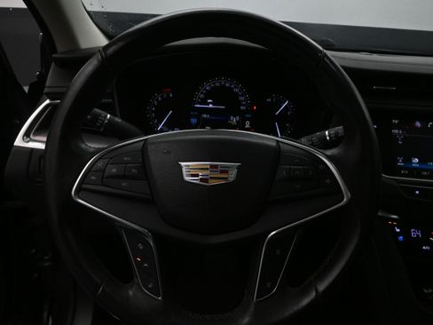 Used 2017 Cadillac XT5 Premium Luxury FWD image 20