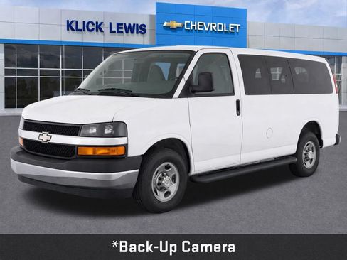 Used 2013 Chevrolet Express 3500 LT w/ LT Preferred Equipment Group RWD image 3