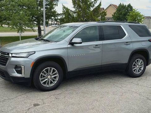 Used 2023 Chevrolet Traverse LT w/ LPO, Floor Liner Package AWD/4WD image 4