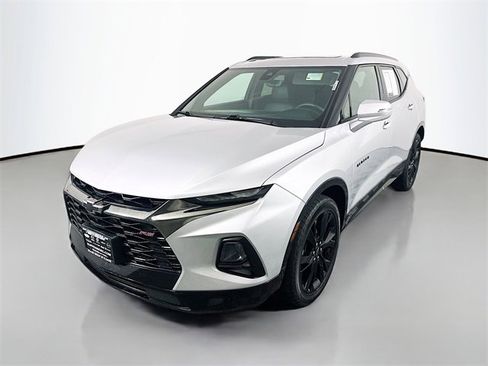 Used 2019 Chevrolet Blazer RS image 3