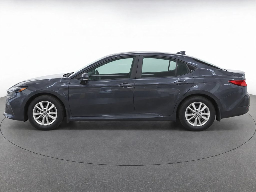 Used 2025 Toyota Camry LE w/ Convenience Package FWD image 6
