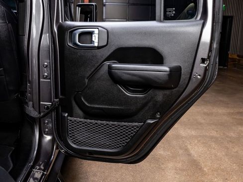 Used 2021 Jeep Wrangler Unlimited Sport AWD/4WD image 38