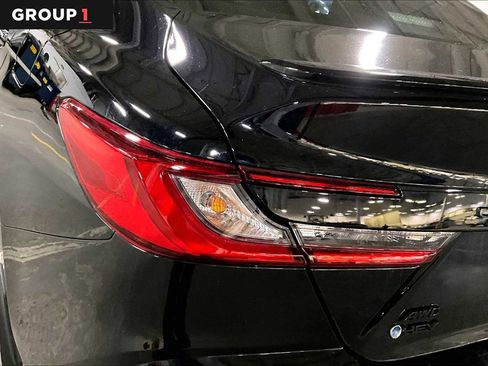 Used 2025 Toyota Camry SE AWD/4WD image 28