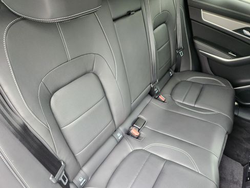 New 2026 Jaguar F-PACE R-Dynamic S image 21