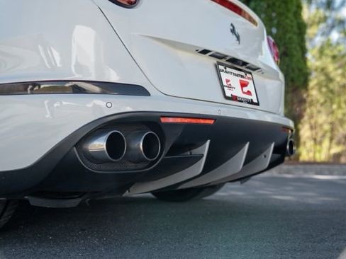 Used 2016 Ferrari California T image 18