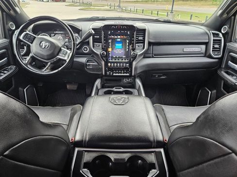 Used 2020 RAM 3500 Laramie image 18