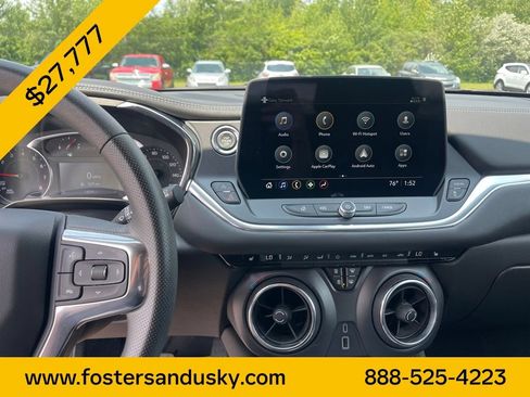 Used 2024 Chevrolet Blazer LT w/ Midnight/Sport Edition FWD image 11