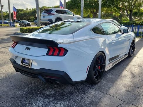 Used 2024 Ford Mustang GT Premium RWD image 3