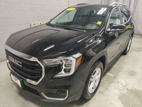Used 2023 GMC Terrain SLE w/ Driver Convenience Package AWD/4WD image 18