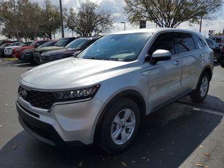 Used 2021 Kia Sorento LX video 2