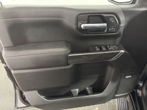 Used 2019 Chevrolet Silverado 1500 LTZ image 9