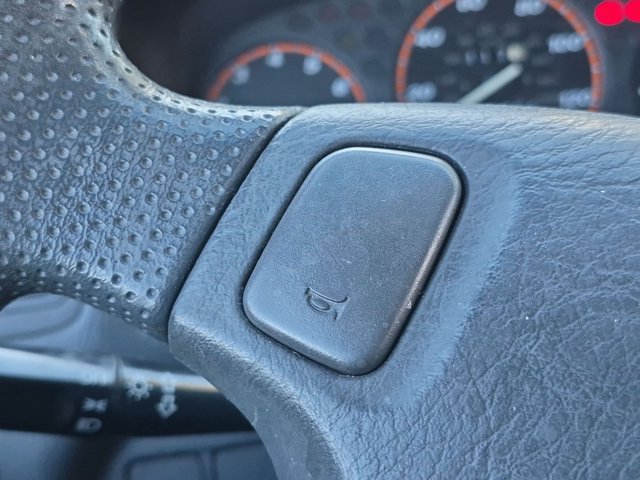 Used 2001 Honda CR-V LX image 15