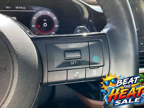 Used 2023 Nissan Pathfinder Platinum FWD image 24