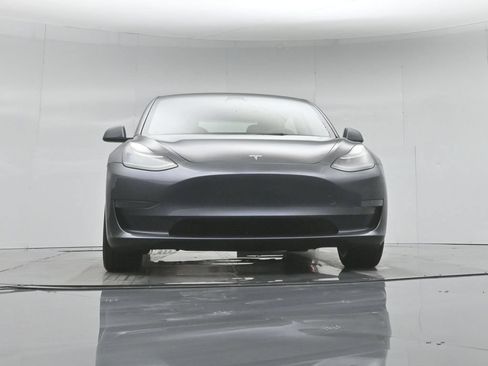 Used 2023 Tesla Model 3 Standard Range RWD image 42