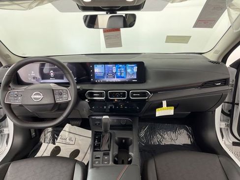 New 2026 Nissan Sentra SR w/ SR Premium Package image 38