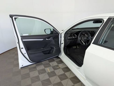 Used 2019 Honda Civic EX image 13