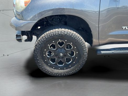 Used 2012 Toyota Tundra 4x4 CrewMax w/ Tow Pkg image 36