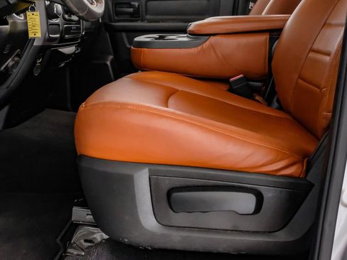 Used 2019 RAM 1500 Tradesman w/ Tradesman SXT Package RWD image 30
