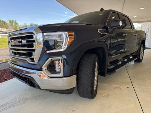 Used 2021 GMC Sierra 1500 SLT w/ SLT Premium Plus Package AWD/4WD image 10