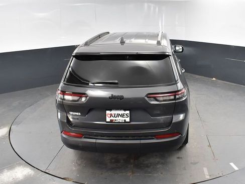 Used 2025 Jeep Grand Cherokee L Altitude image 47