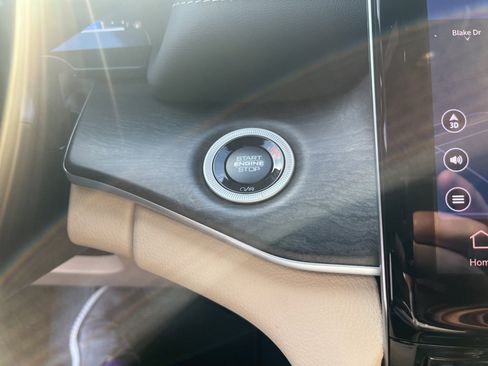 New 2025 Jeep Grand Cherokee Limited w/ Luxury Tech Group II image 48