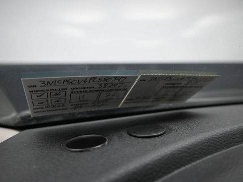 Used 2023 Nissan Kicks SV image 4