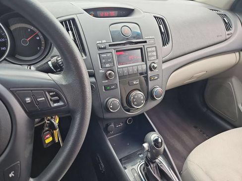 Used 2012 Kia Forte EX FWD image 19