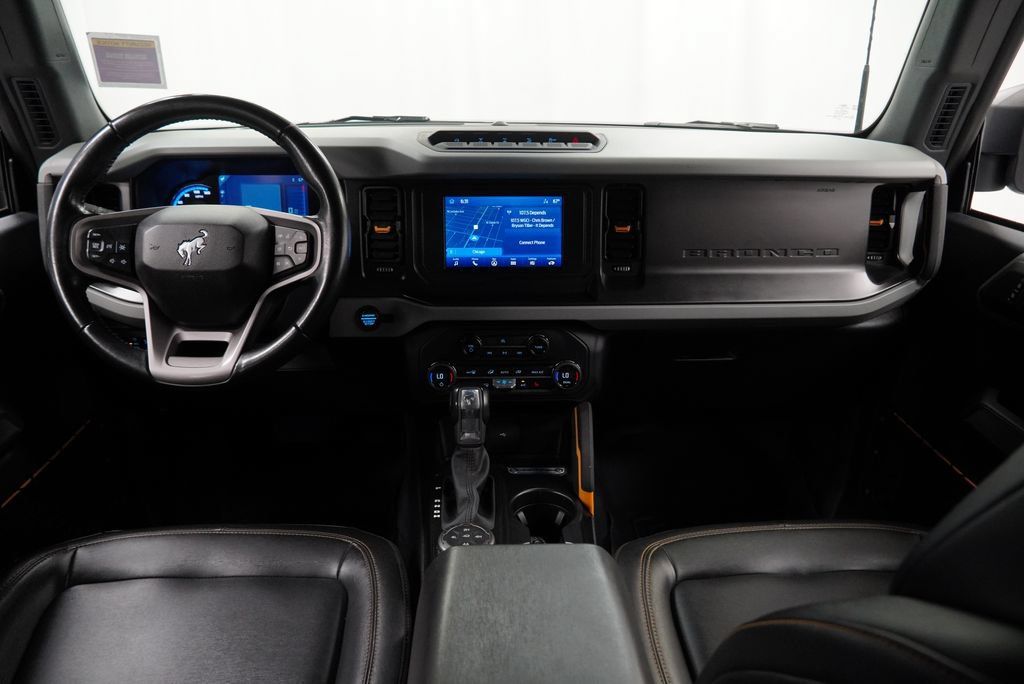 Used 2023 Ford Bronco Badlands w/ Sasquatch Package AWD/4WD image 2