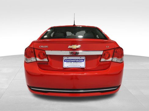 Used 2014 Chevrolet Cruze LT w/ RS Package image 2