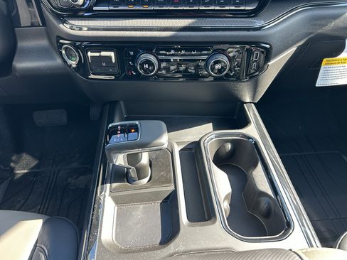 New 2026 Chevrolet Silverado 1500 ZR2 image 20