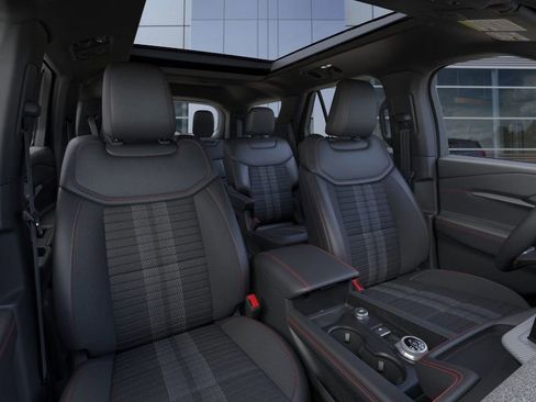 New 2026 Ford Explorer ST-Line w/ ST-Line Street Pack AWD/4WD image 10