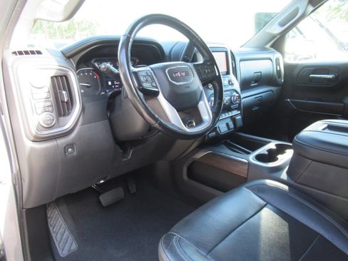 Used 2020 GMC Sierra 1500 SLT w/ SLT Premium Plus Package AWD/4WD image 17