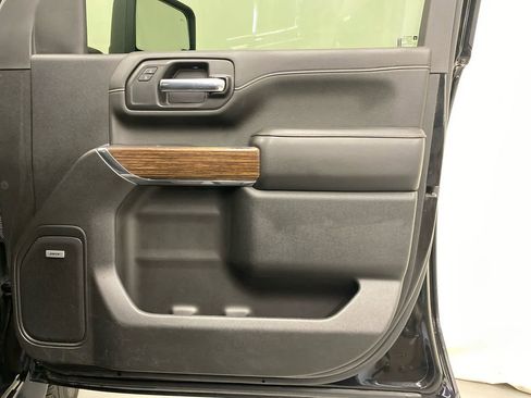 Used 2021 Chevrolet Silverado 2500 High Country image 11