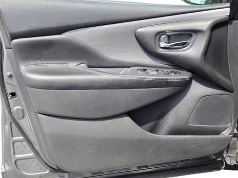 Used 2021 Nissan Murano SV FWD image 15