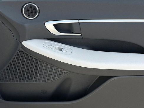 Certified 2025 Hyundai Sonata SEL image 23