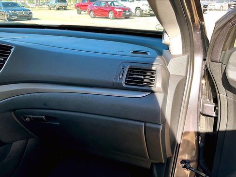 Used 2022 Honda Ridgeline RTL-E image 16