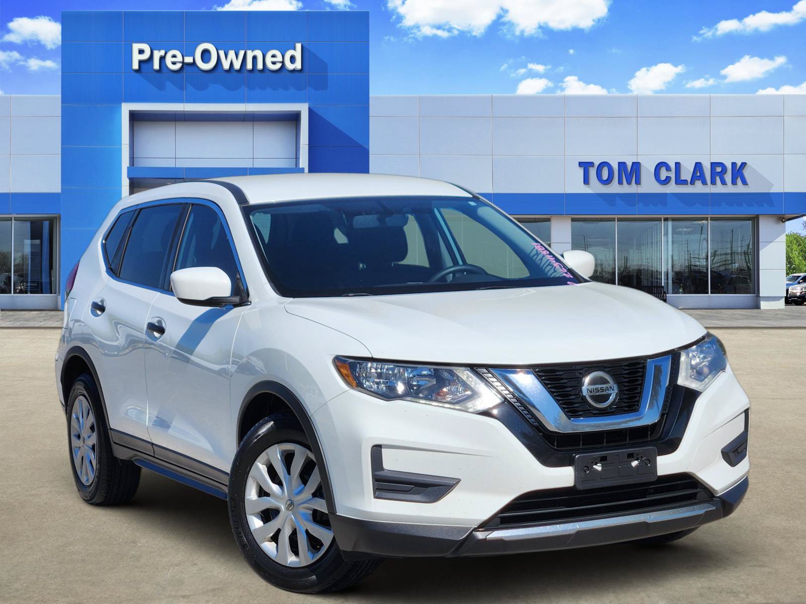 Used 2018 Nissan Rogue S FWD image 1