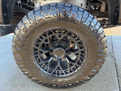 New 2026 Ford F250 Lariat w/ Lariat Ultimate Package image 13