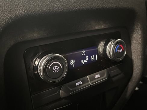 Used 2025 Buick Enclave Preferred image 35