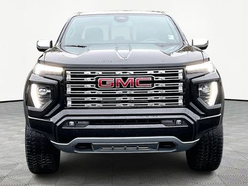 Used 2023 GMC Canyon Denali AWD/4WD image 2