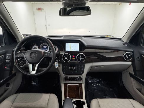 Used 2015 Mercedes-Benz GLK 350 4MATIC image 17