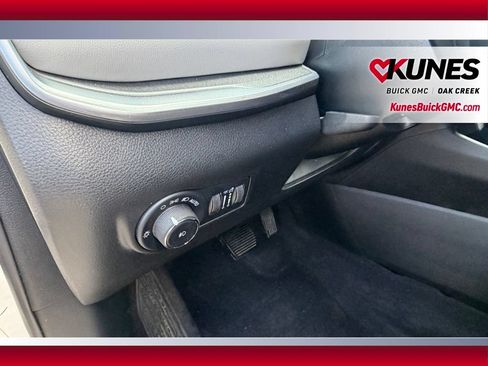 Used 2025 Jeep Compass Limited AWD/4WD image 13