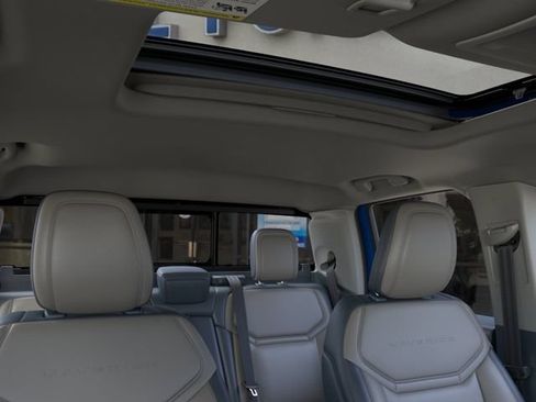 New 2026 Ford Maverick Lariat AWD/4WD image 12