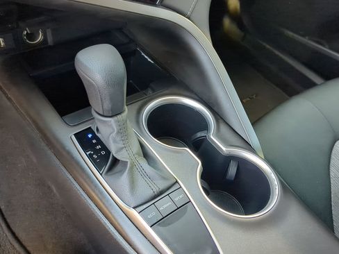 Used 2023 Toyota Camry LE image 18