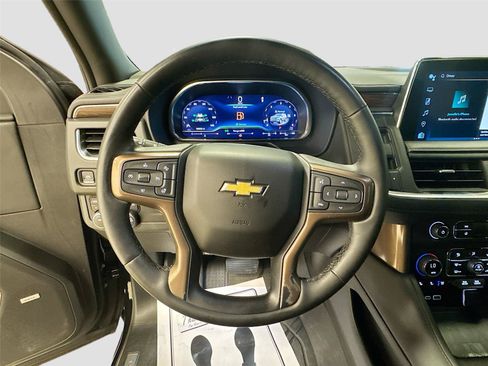 Used 2023 Chevrolet Tahoe High Country AWD/4WD image 11