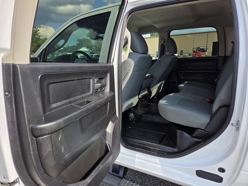 Used 2018 RAM 3500 Tradesman w/ Popular Equipment Group RWD image 17