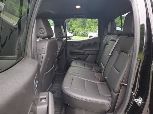 Certified 2023 Chevrolet Colorado LT w/ LT Convenience Package III AWD/4WD image 10