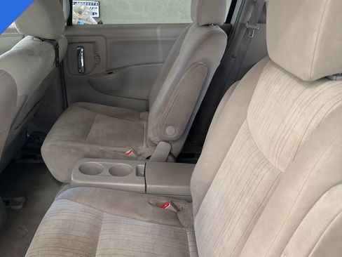 Used 2015 Nissan Quest SV image 5